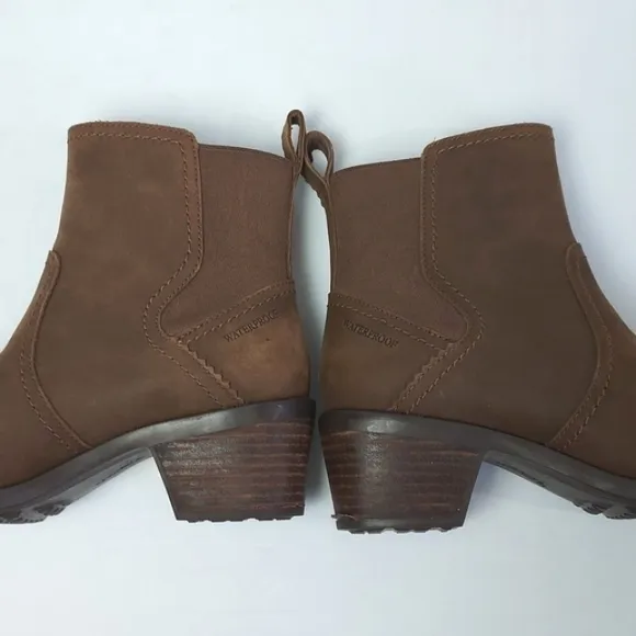 Teva Women's Anaya Chelsea Heeled Boots Brown Size 6