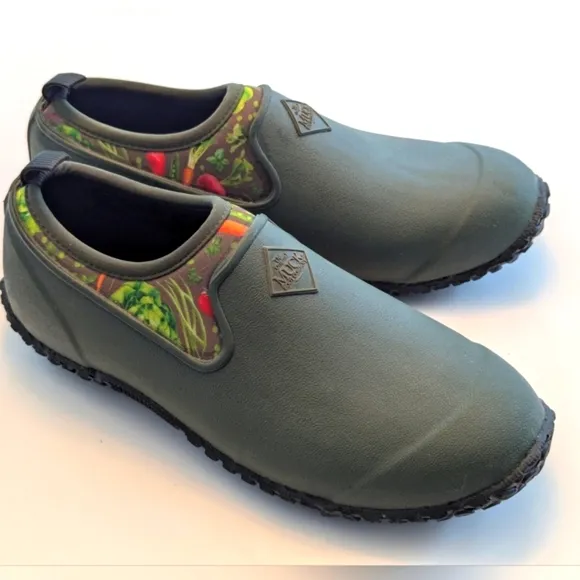 The Original Muck Boot Company Muckster II Low Boot Green Garden Print Sz 7