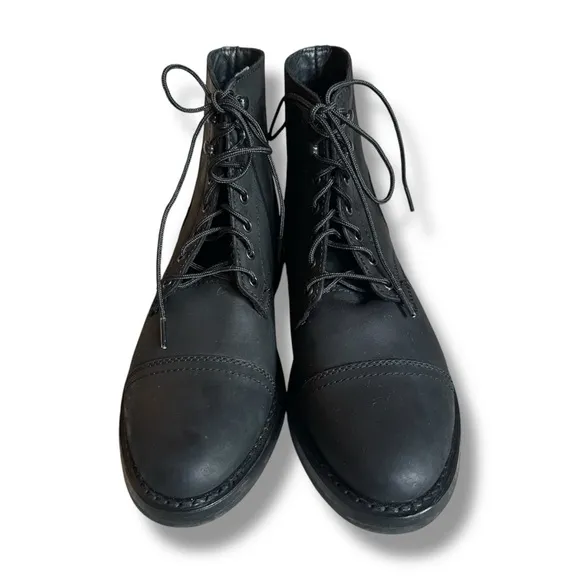 Thursday Boot Co. Women’s Black Matte Captain Lace Up Boots Western Grunge Sz 10