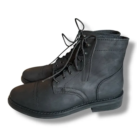 Thursday Boot Co. Women’s Black Matte Captain Lace Up Boots Western Grunge Sz 10