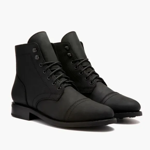 Thursday Boot Co. Women’s Black Matte Captain Lace Up Boots Western Grunge Sz 10