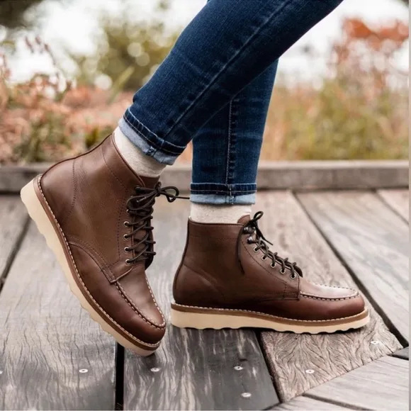 Thursday Boot Company Diplomat Moc Toe Boots in Brown Leather - Women’s Size 8