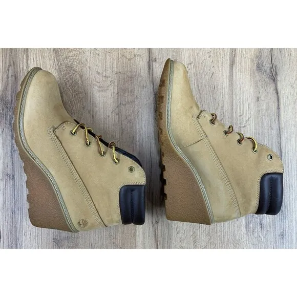 Timberland Amston Wedge Heel Boots Women's Size 8.5 Wheat Nubuck 8251A