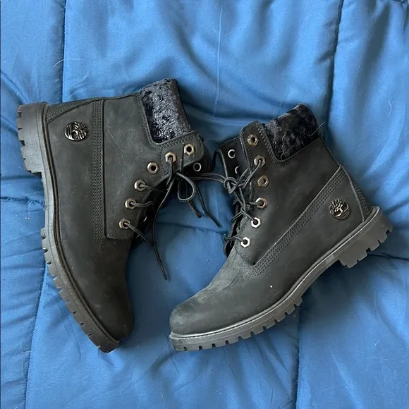 Timberland Black Ankle-High Boots with Rugged Sole