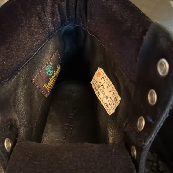 Timberland Black leather Boots with GUC 9