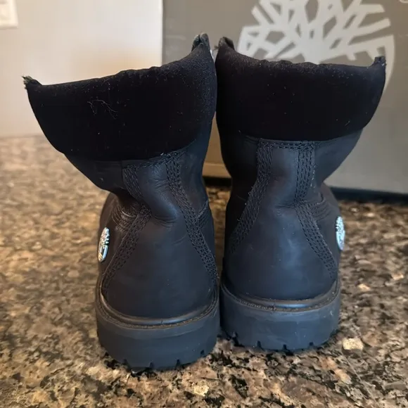 Timberland Black leather Boots with GUC 9