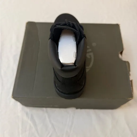 Timberland Boy’s Black Boots