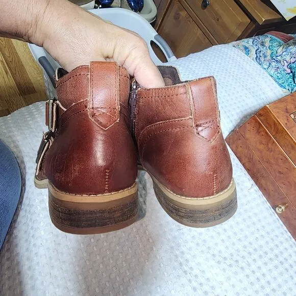 TIMBERLAND EUC WOMENS SZ 8W SAVIN HILL DOUBLE BUCKLE BOOTIES BOOTS SHOES