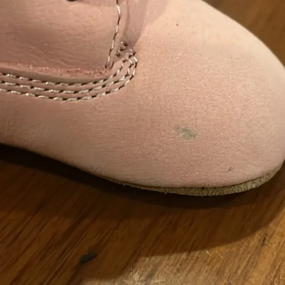Timberland Infant Baby Crib Booties boots crib shoes pink Size 1 - 3/6 Months