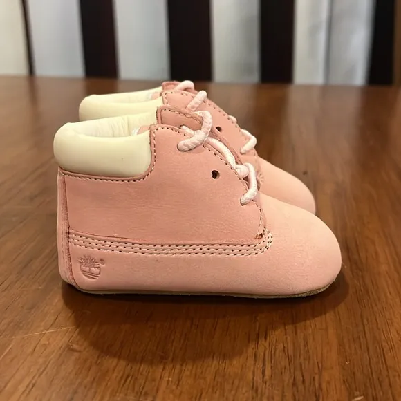 Timberland Infant Baby Crib Booties boots crib shoes pink Size 1 - 3/6 Months