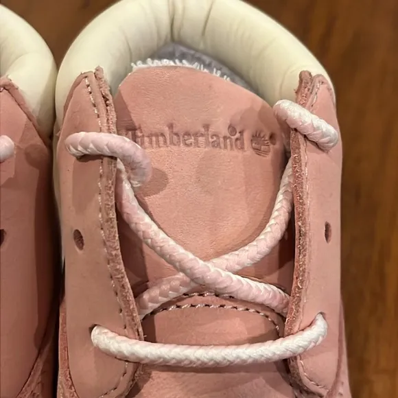 Timberland Infant Baby Crib Booties boots crib shoes pink Size 1 - 3/6 Months