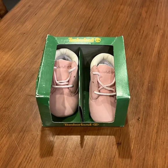 Timberland Infant Baby Crib Booties boots crib shoes pink Size 1 - 3/6 Months