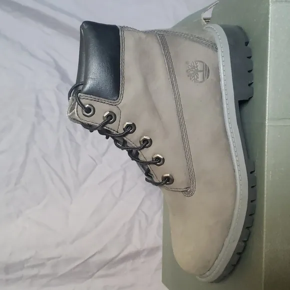 Timberland Womens Black &amp; Grey boots