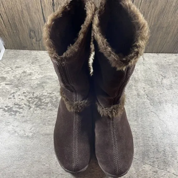 Timberland Women's Size 5 M Brown Suede Faux Fur Lined Slip On Cozy Boots
