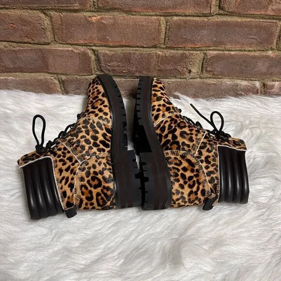 Timberland Womens Size 9.5 London Square Leather Leopard Print Hiker Boots Shoes