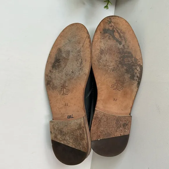 Tommy Bahama Black Leather Loafers