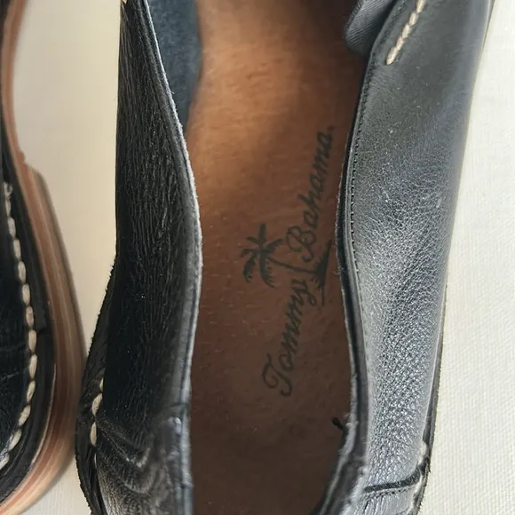 Tommy Bahama Black Leather Loafers