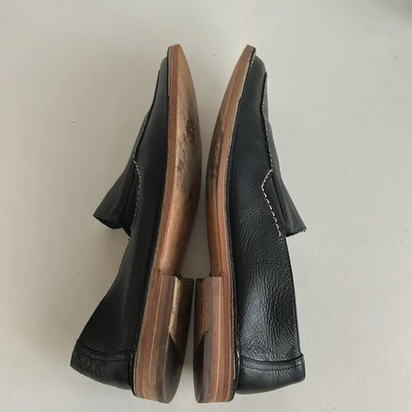 Tommy Bahama Black Leather Loafers