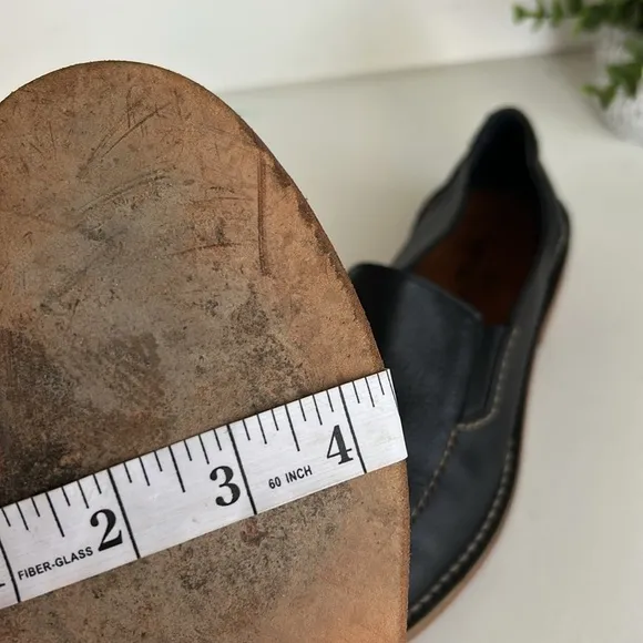 Tommy Bahama Black Leather Loafers