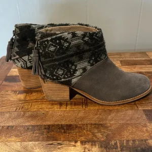 TOMS Suede Ankle Booties, Western, Block Heel, Gray, Black, Gently Used, Size 8