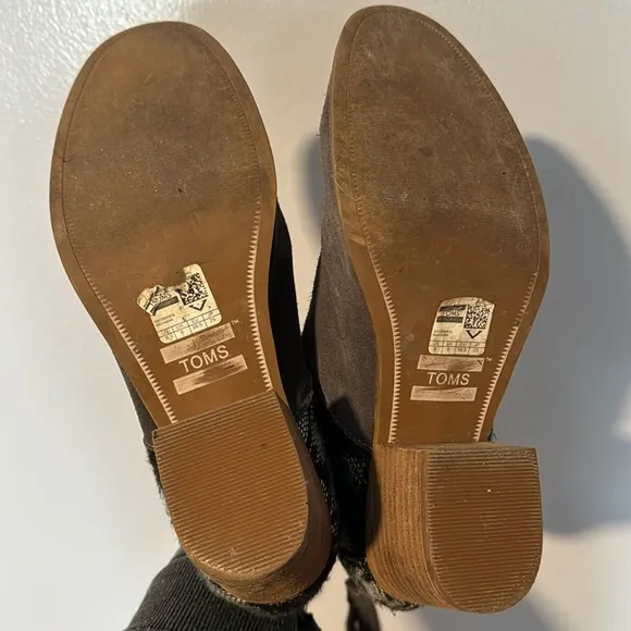 TOMS Suede Ankle Booties, Western, Block Heel, Gray, Black, Gently Used, Size 8