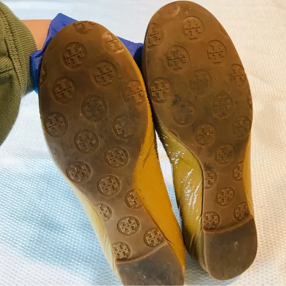 Tory Burch Women's Tan Ballet Flats