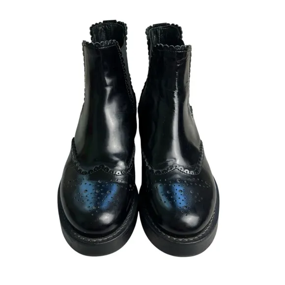 Twin-Set Size 37(6.5-7) 40mm Black Leather Chelsea Boots
