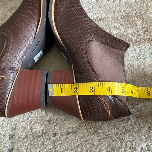 Twisted X Cowboy Western Ankle Boots Booties Brown Croc Embossed Leather Slip On