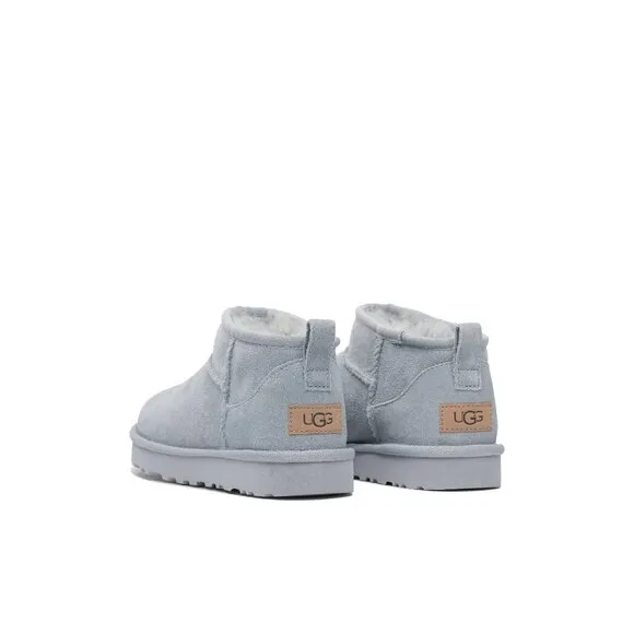 Ugg Ankle Boots Size US 7