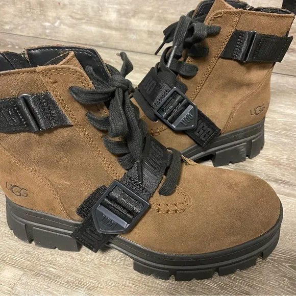 UGG | Ashton Lace Up Combat Boots in Brown Size 7.5