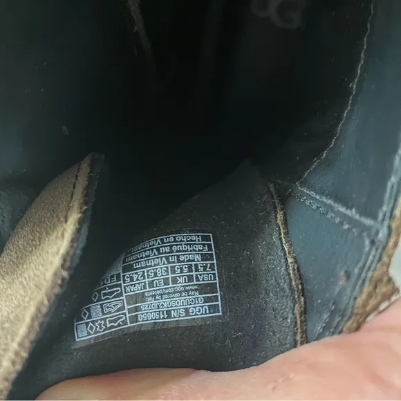 UGG | Ashton Lace Up Combat Boots in Brown Size 7.5