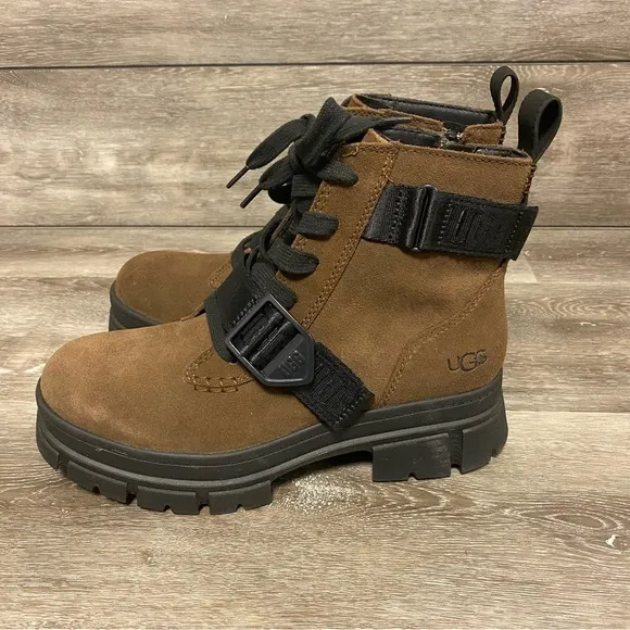 UGG | Ashton Lace Up Combat Boots in Brown Size 7.5
