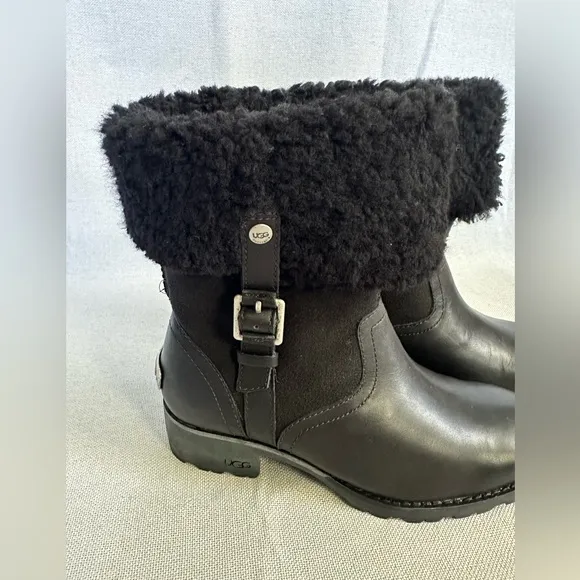 UGG Australia Bellvue 2 Heeled Black Boots New