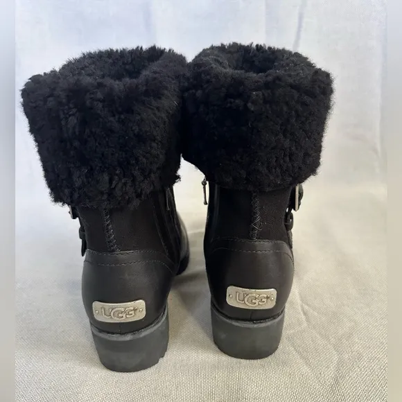 UGG Australia Bellvue 2 Heeled Black Boots New