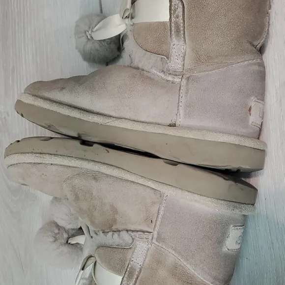 Ugg Australia Kids Girls Gita Pom Pom Leather Sheepskin Boots shoes sz 11