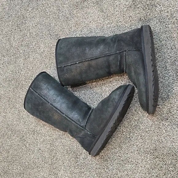 Ugg Australia Women 5804 Leather Tall Sheepskin Boots shoes sz 7