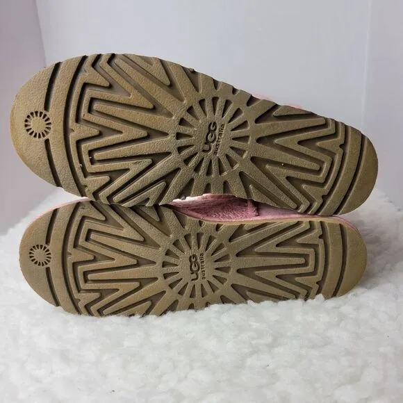 Ugg Australian Heirloom Women's Boots Size 8 Pink Canvas Lace Up Shoes
