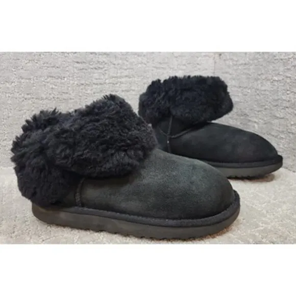 Ugg Bailey Button II 1016226 Women's Size 6 Black Suede Fur Lined Warm Boots