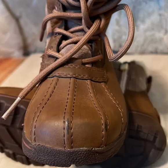 UGG children boots - size 2. Lace up color tan.