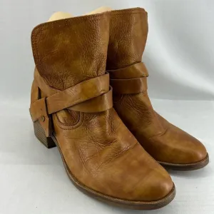 UGG Elora Chestnut Camel Leather Ankle Boots