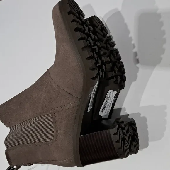 UGG Hazel Suede Chelsea Boots