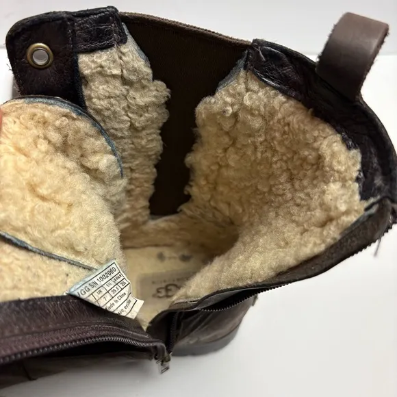 UGG Hazelwood Brown Leather Combat Moto Boots Lace-Up Design Sherpa Lined 8.5