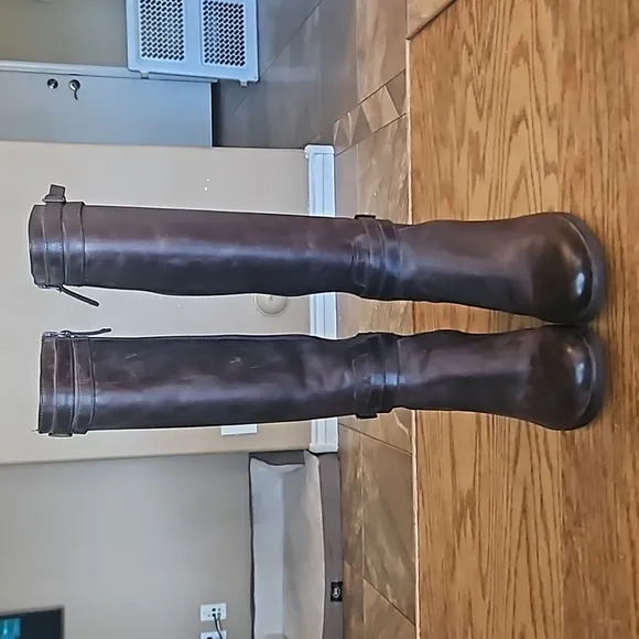 UGG Irmah Wedge Heel Tall Leather Boots 👢- Brown Weatherproof - Womens size 10