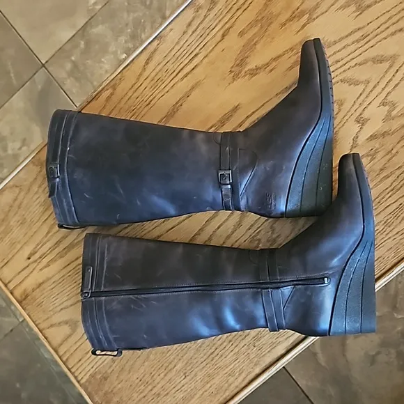 UGG Irmah Wedge Heel Tall Leather Boots 👢- Brown Weatherproof - Womens size 10