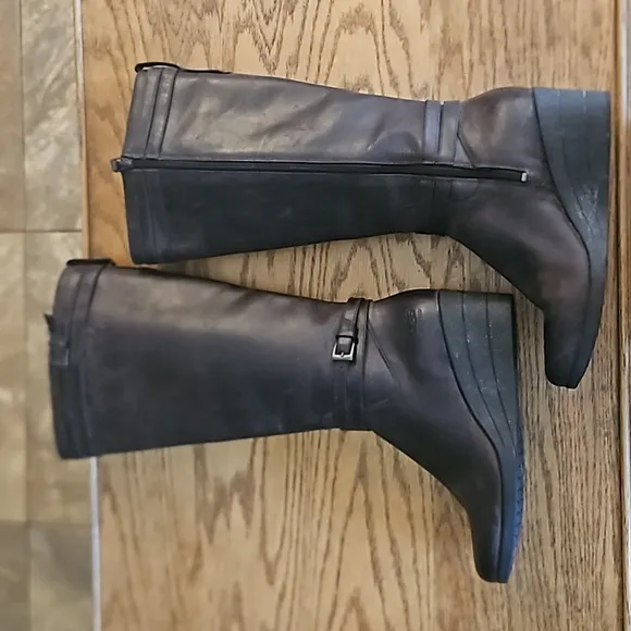 UGG Irmah Wedge Heel Tall Leather Boots 👢- Brown Weatherproof - Womens size 10