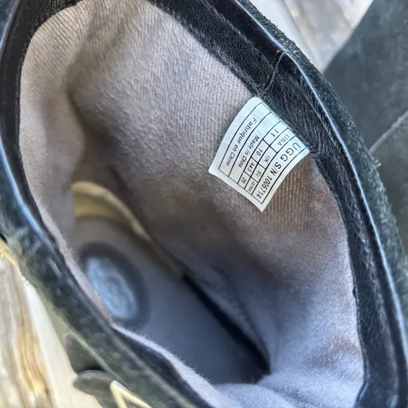 UGG LANCING BUCKLE BOOTS
