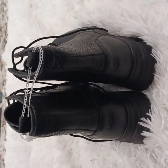 UGG Men's Ankle Lace Up Boots Vibram Soles &amp; Waterproof Black Leather