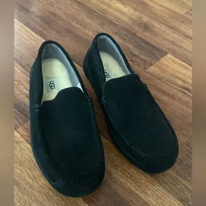 UGG Men's Black Loafers