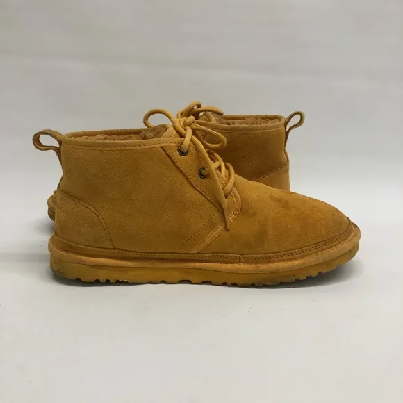 UGG men's neumel boots yellow size 9 chukka boot