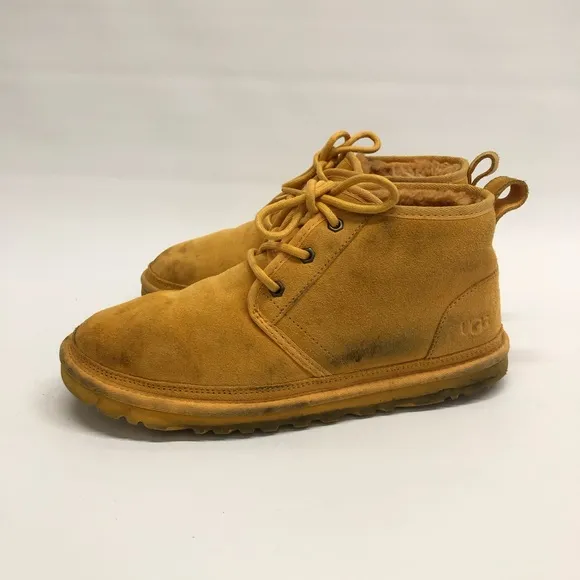 UGG men's neumel boots yellow size 9 chukka boot